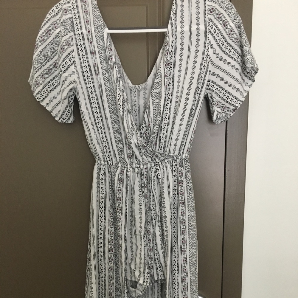Short sleeve high low white dress
